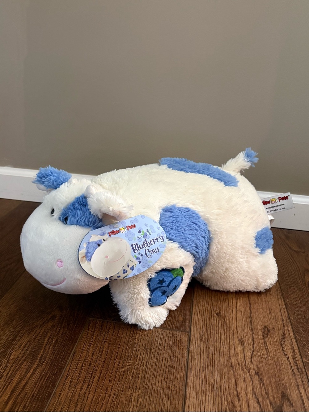 NWT Pillow Pet Blueberry Cow